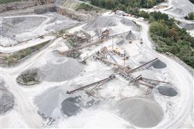 : A overview photo of the crushing plant.