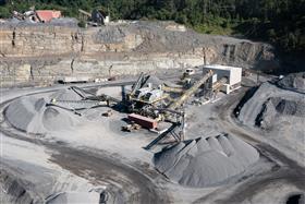 Naceville Quarry: The new crushing plant.
